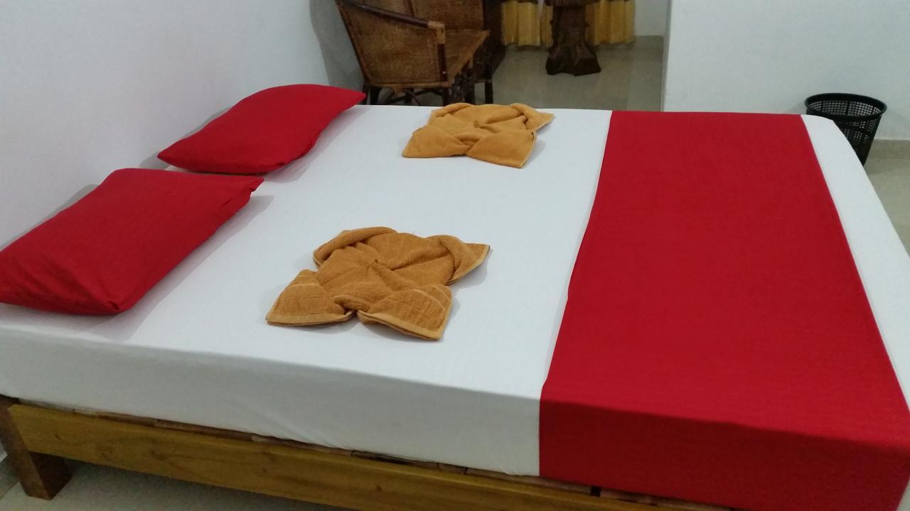 Selahn Inn Katunayaka Dış mekan fotoğraf